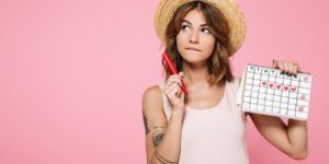 manchado marron 10 dias previos al periodo menstrual