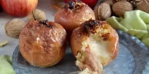 manzanas asadas al microondas una forma rapida y saludable de disfrutarlas