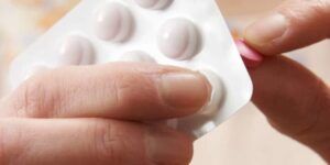 uso de antibioticos para tratar llagas bucales