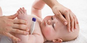 bebe con fiebre