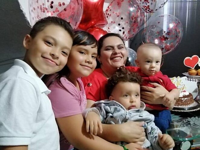 familia feliz a los 47