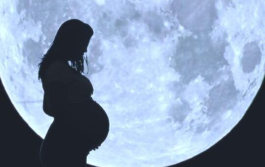 luna y embarazo