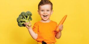 nino sonriente y saludable