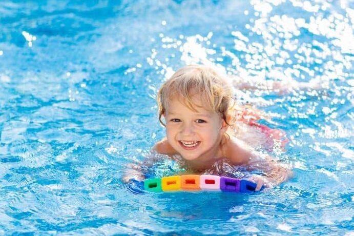 piscina con resfriado