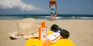 proteccion solar imprescindible para viajeros