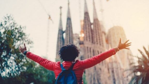 viaje y cultura en pecho