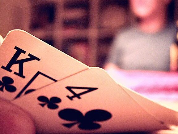 estrategia y habilidad en cartas