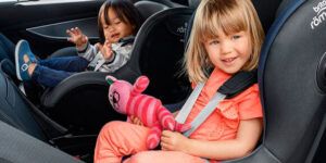 seguridad y confort en silla de coche