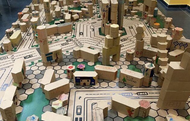 ciudad de carton en construccion