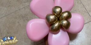 globos creando una flor