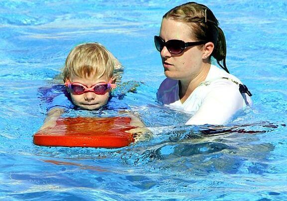 natacion para bebes cercana y segura