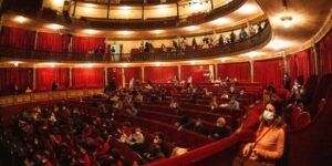 teatro y amistad celebrada juntas