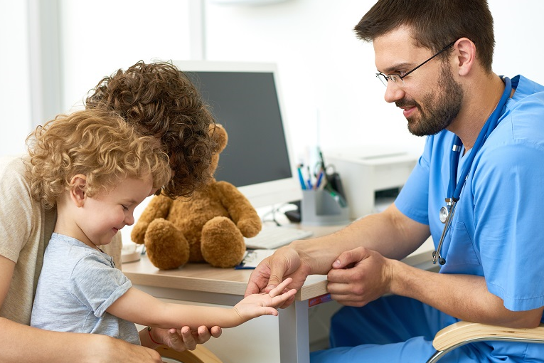 atencion medica pediatrica en sistema publico