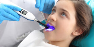 importancia de selladores dentales en odontologia pediatrica