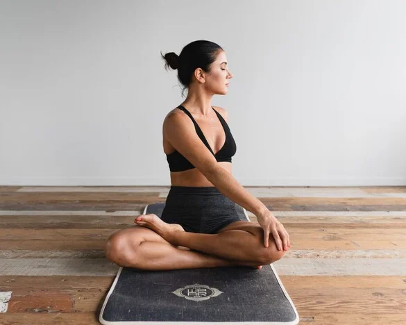 ropa de maternidad versatil para yoga