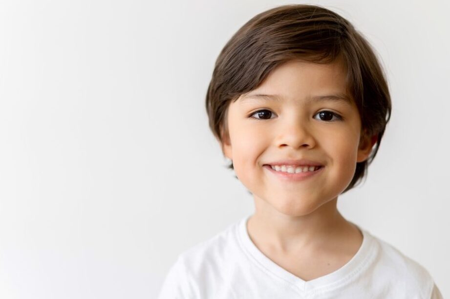 sonrisa sana en ninos pequenos