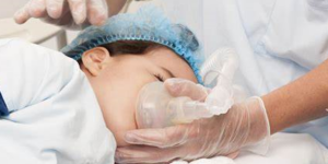 equipo especializado en anestesia pediatrica